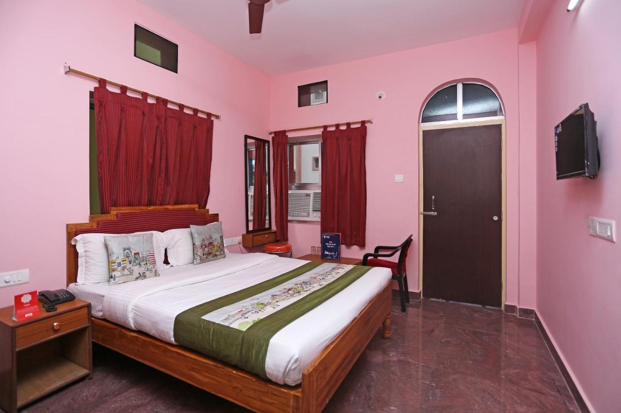 Oyo Hotel Balaram Palace Puri Exterior foto