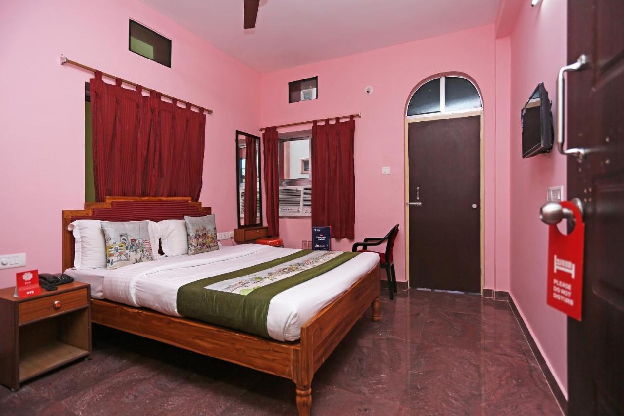 Oyo Hotel Balaram Palace Puri Exterior foto